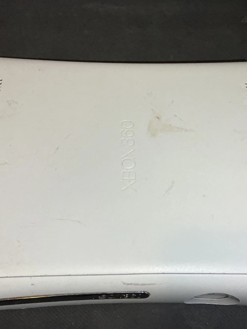 Microsoft Xbox 360 White HDMI Console for Parts or Repair Does Not Read Disc